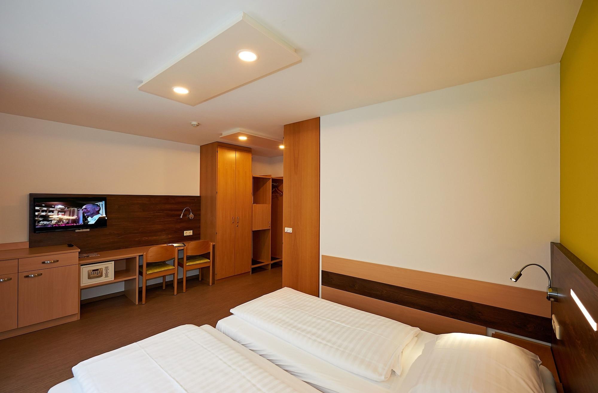 Hotel Kolping Zentral 2*