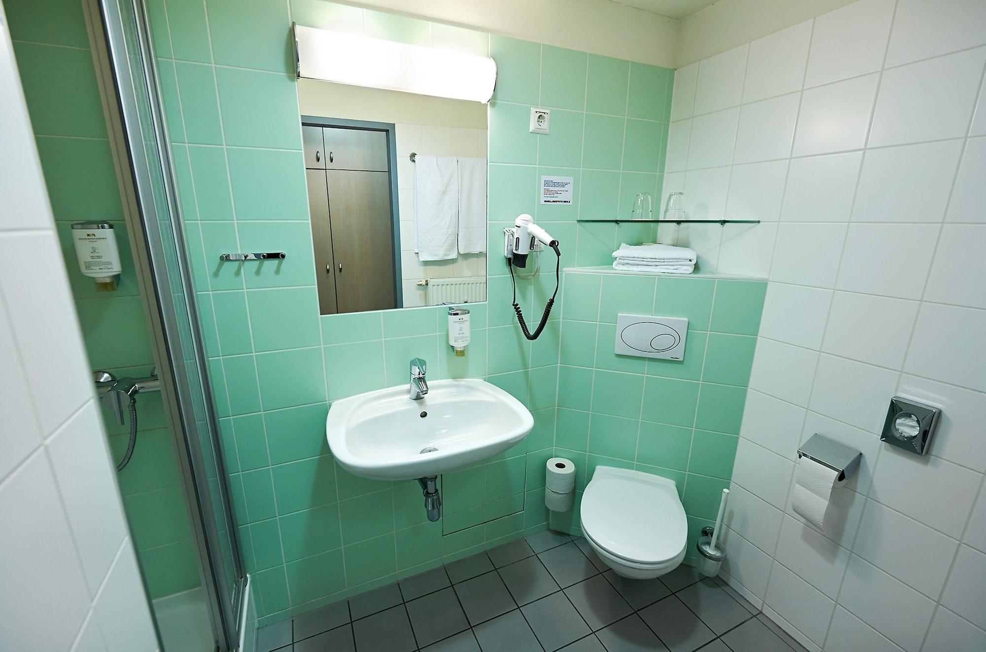 Kolping Zentral Hotel 2*