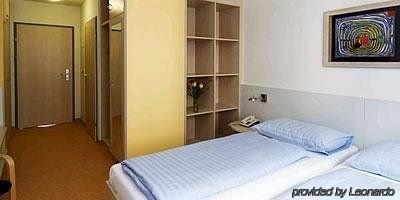 Kolping Zentral Hotel 2*